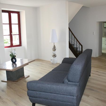 Les Nuits D'Aldearde Apartment Airvault Exterior photo